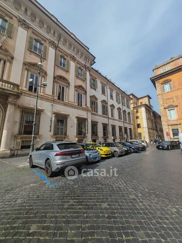 Ufficio in commerciale in Piazza dei Santi Apostoli 81