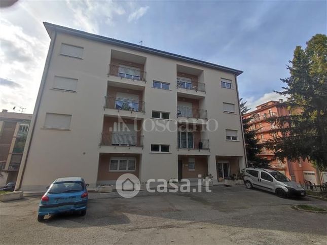 Appartamento in residenziale in Via Camillo De Meis