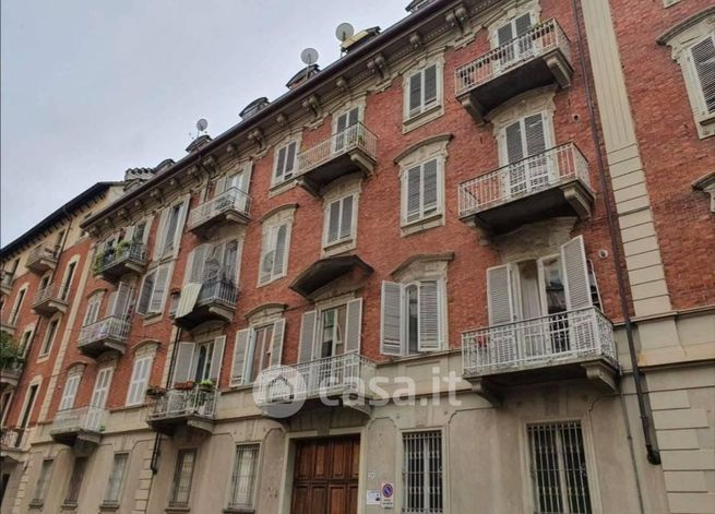 Appartamento in residenziale in Via Pier Dionigi Pinelli 29