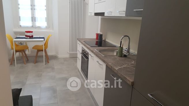 Appartamento in residenziale in Via Fratelli Cairoli 16