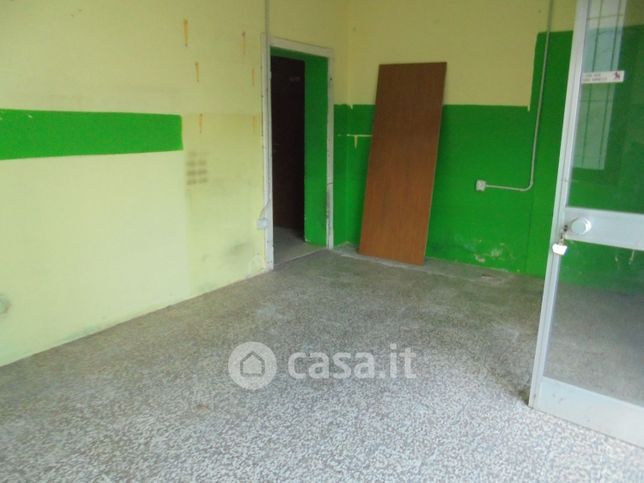 Ufficio in commerciale in Via Agostino Gallo