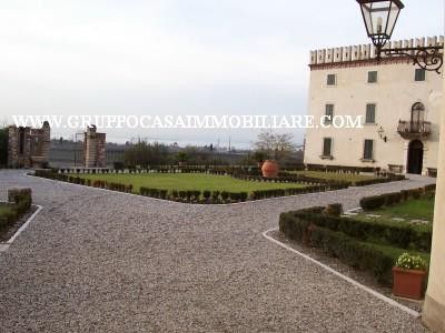 Appartamento in residenziale in Via Castello