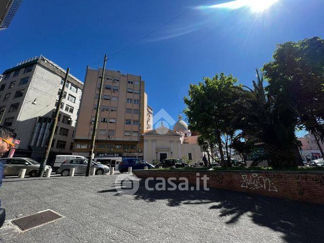 Garage/posto auto in residenziale in Via San Cosmo Fuori Porta Nolana 131