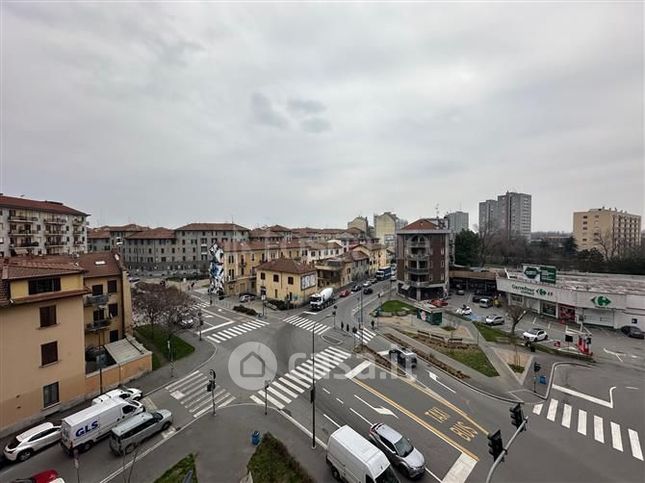 Appartamento in residenziale in Piazza Angilberto II