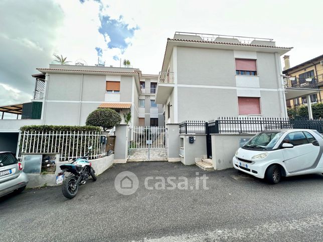 Appartamento in residenziale in Via Cortale