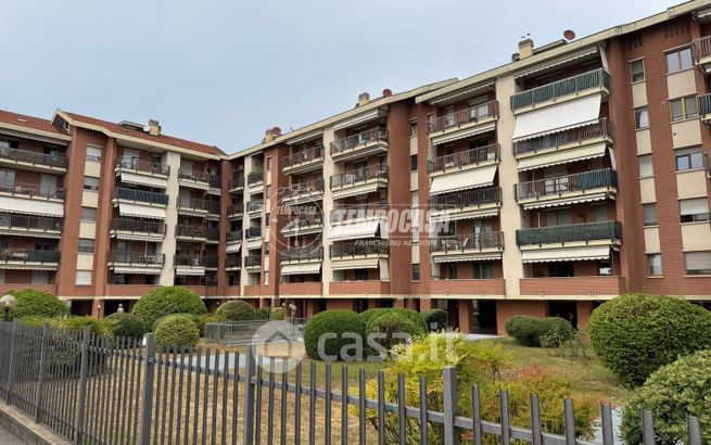 Appartamento in residenziale in Via Regio Parco 74E