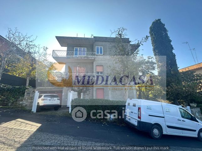 Appartamento in residenziale in Via Agostino Scali 56