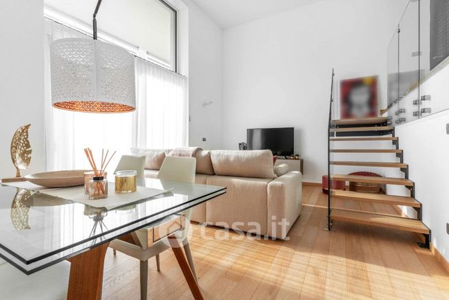 Appartamento in residenziale in Via Andrea Maria Ampère 56