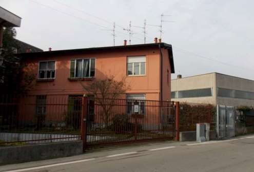 Appartamento in residenziale in Via Montorfano 11