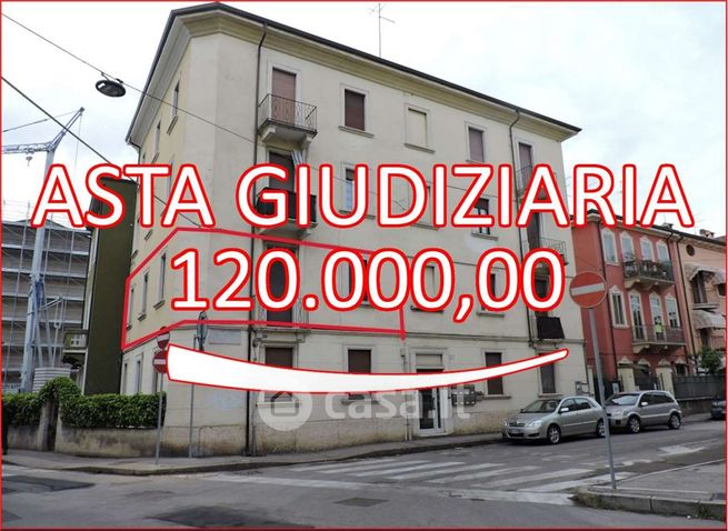 Appartamento in residenziale in Via Guarino da Verona 1