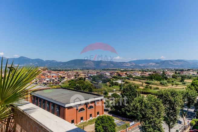 Appartamento in residenziale in Via delle Ginestre 8