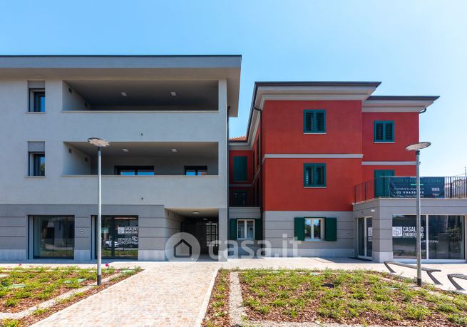 Ufficio in commerciale in Via Trento