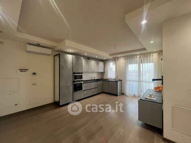Appartamento in residenziale in Viale Davide Maria Turoldo