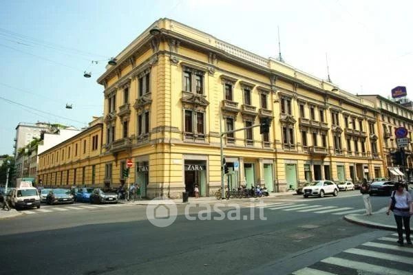 Attivitã /licenza (con o senza mura) in commerciale in 