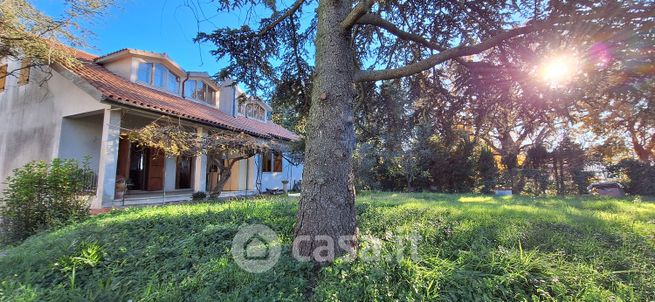 Villa in residenziale in SANTO STEFANO