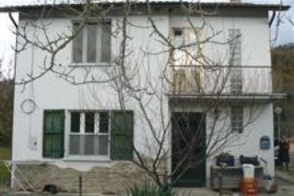 Casa indipendente in residenziale in Via Valle Fuini 41