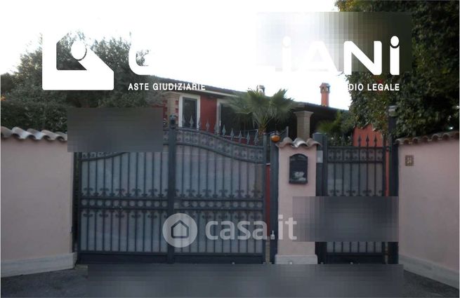 Villa in residenziale in Viale Ascanio 34