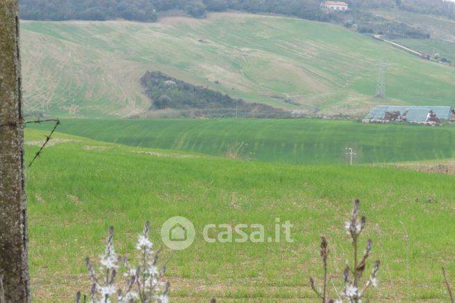 Terreno agricolo in commerciale in Via Monte li Pozzi