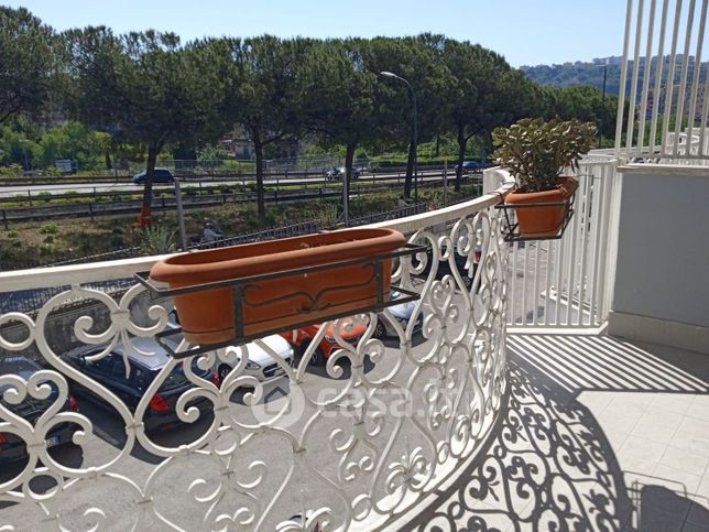 Appartamento in residenziale in Via Cintia