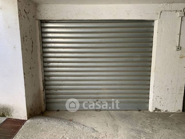 Garage/posto auto in residenziale in Via Montalenghe 47