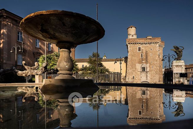 Casa indipendente in residenziale in Via la Frazia