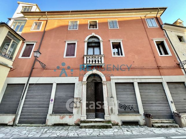 Appartamento in residenziale in Via Mazzini