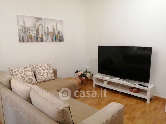 Appartamento in residenziale in Viale Camillo Golgi 78