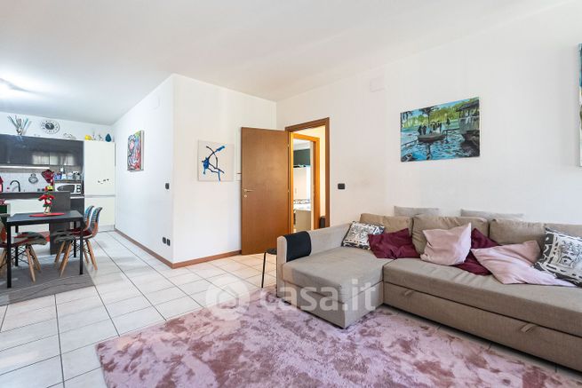 Appartamento in residenziale in Via Isonzo 4