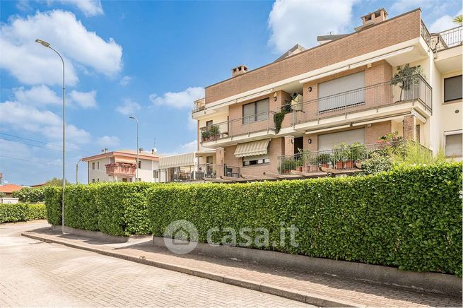 Appartamento in residenziale in Via Padova 6