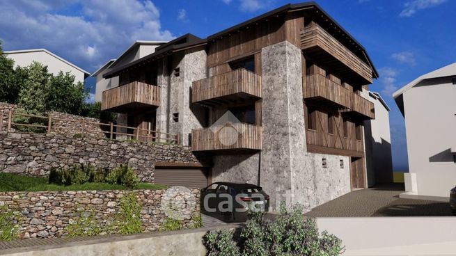 Appartamento in residenziale in Via Valle Delle Messi 21