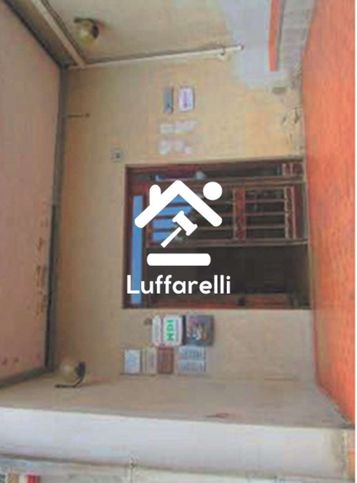 Ufficio in commerciale in Viale Arsia 80