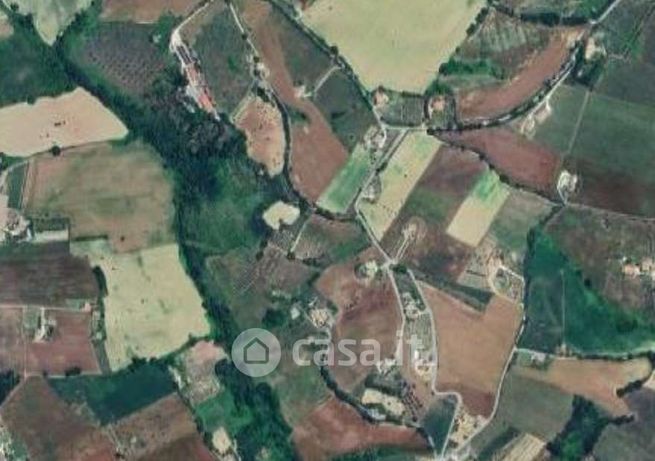 Box/posto auto in residenziale in Contrada Solagna