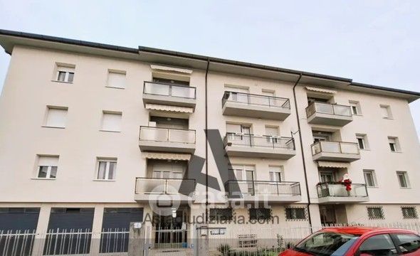 Appartamento in residenziale in Via Laipacco 11