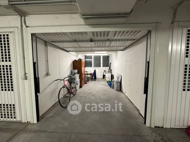 Box/posto auto in residenziale in Via Rafenstein