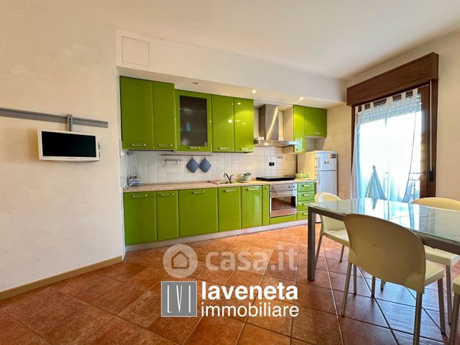 Appartamento in residenziale in Via della Serenissima 12