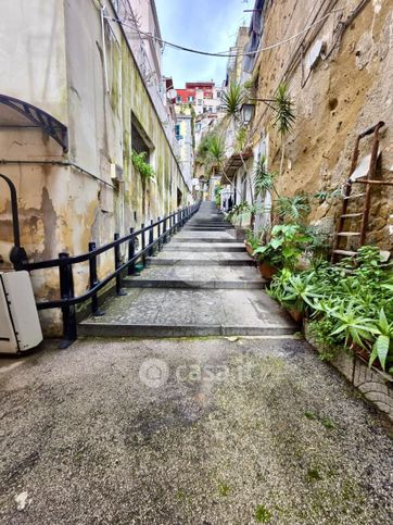 Appartamento in residenziale in Vico del Vasto a Chiaia