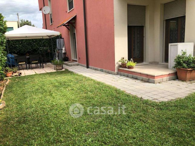 Appartamento in residenziale in Via Giovanni Berchet 4 a