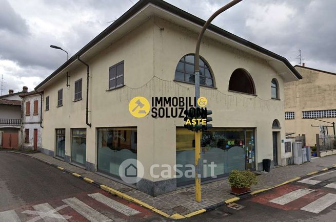 Appartamento in residenziale in Viale Lombardia 57