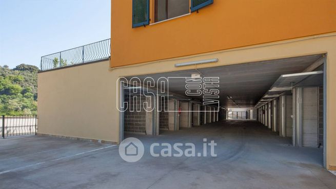 Box/posto auto in residenziale in Via Paganini 7