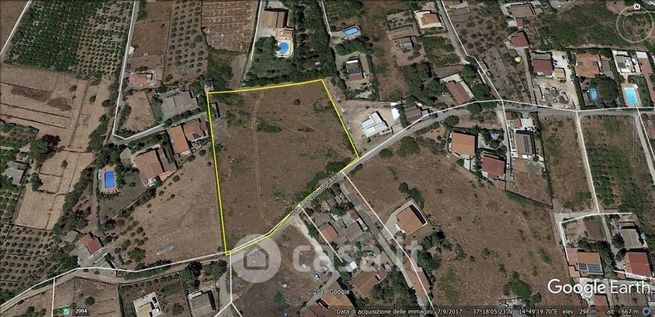Terreno agricolo in commerciale in 