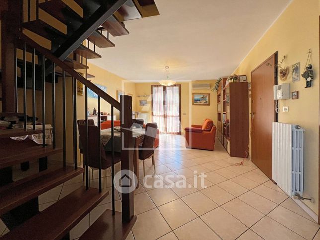 Appartamento in residenziale in Via Carlo Dionisotti 11