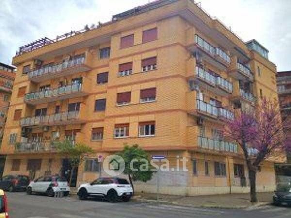 Appartamento in residenziale in Via delle Aleutine