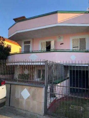 Appartamento in residenziale in Viale Gabriele Smargiassi