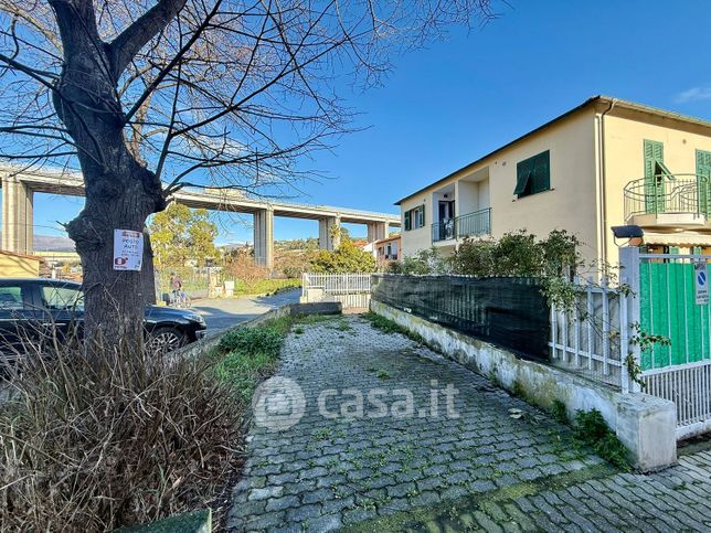 Box/posto auto in residenziale in Via Marte