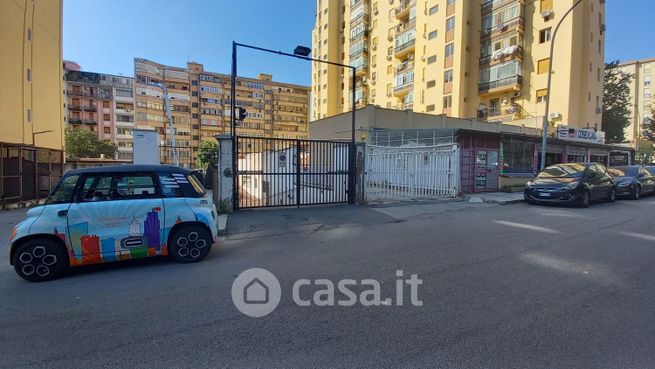 Garage/posto auto in residenziale in Via Giuseppe Ingegneros