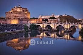 Attivitã /licenza (con o senza mura) in commerciale in Vicolo d'Orfeo 12