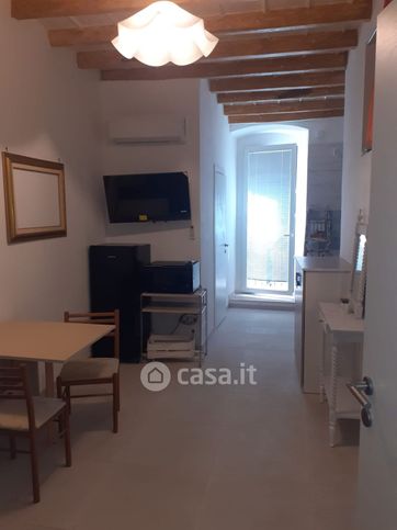 Appartamento in residenziale in Via Meschiltri