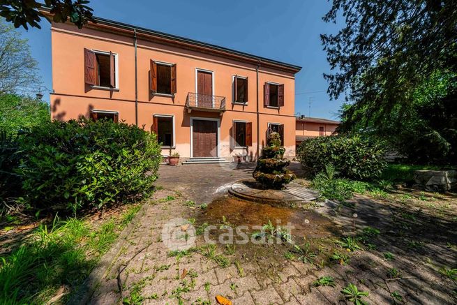 Casa indipendente in residenziale in Via Don Minzoni 1