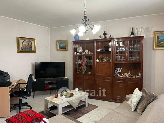 Appartamento in residenziale in Via Cesare Battisti 4
