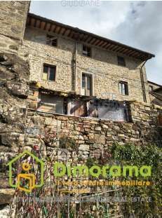 Villetta a schiera in residenziale in Via Lazzaro Papi 16